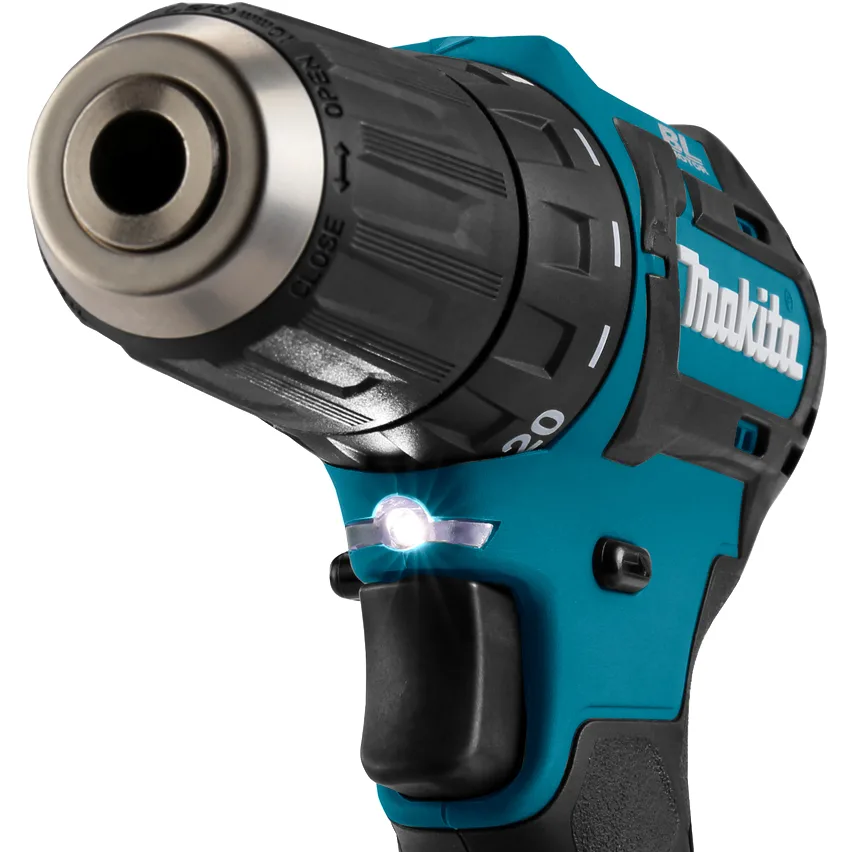 Акумуляторний шуруповерт-дриль Makita DF332DWYE 10.8В, 2х1.5А·год, 21·35Нм, 0-450·0-1500об/хв, у комплекті з кейсом, вага 0.86кг.