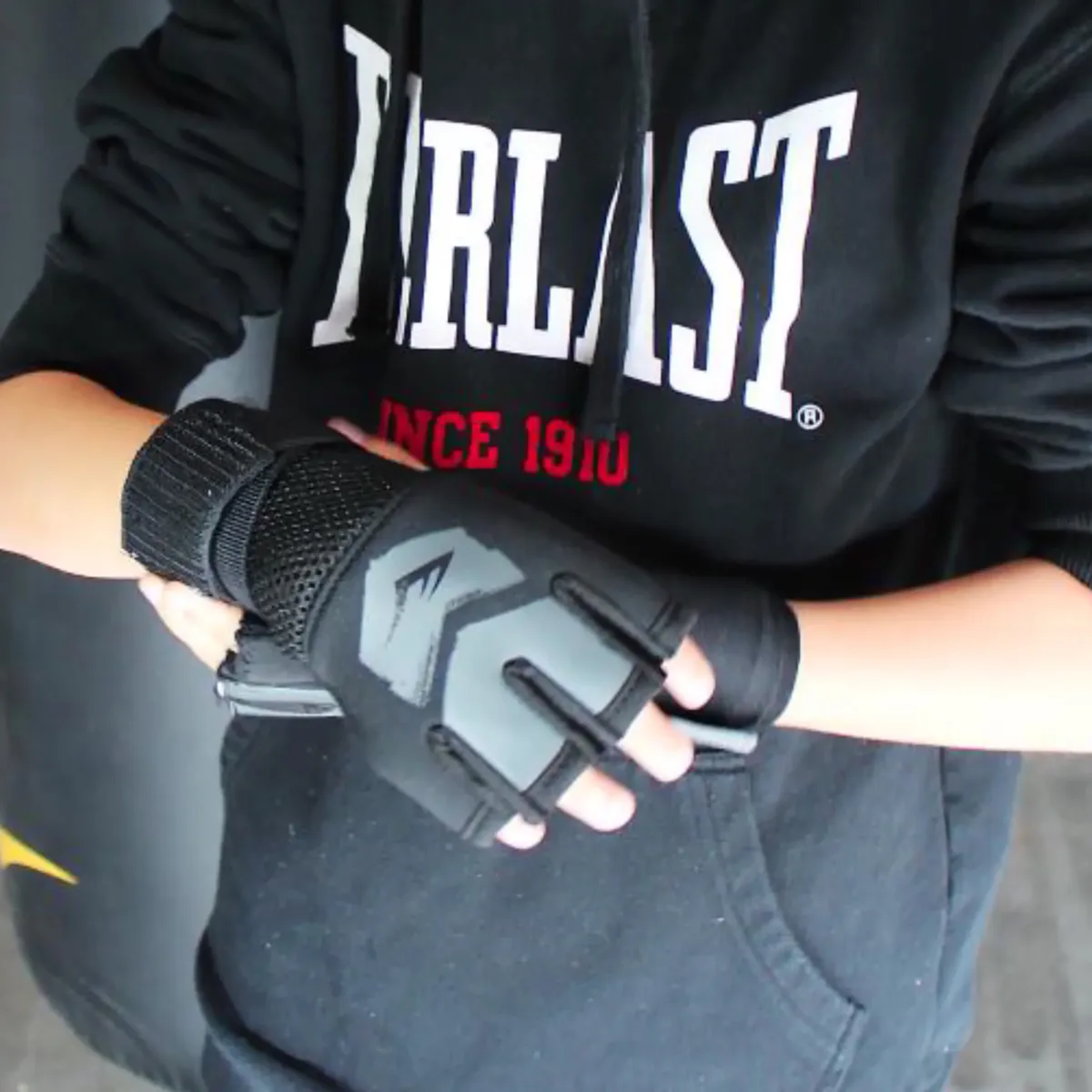 Бінти-рукавички Everlast 100% поліестер S/M чорний сірий для дітей