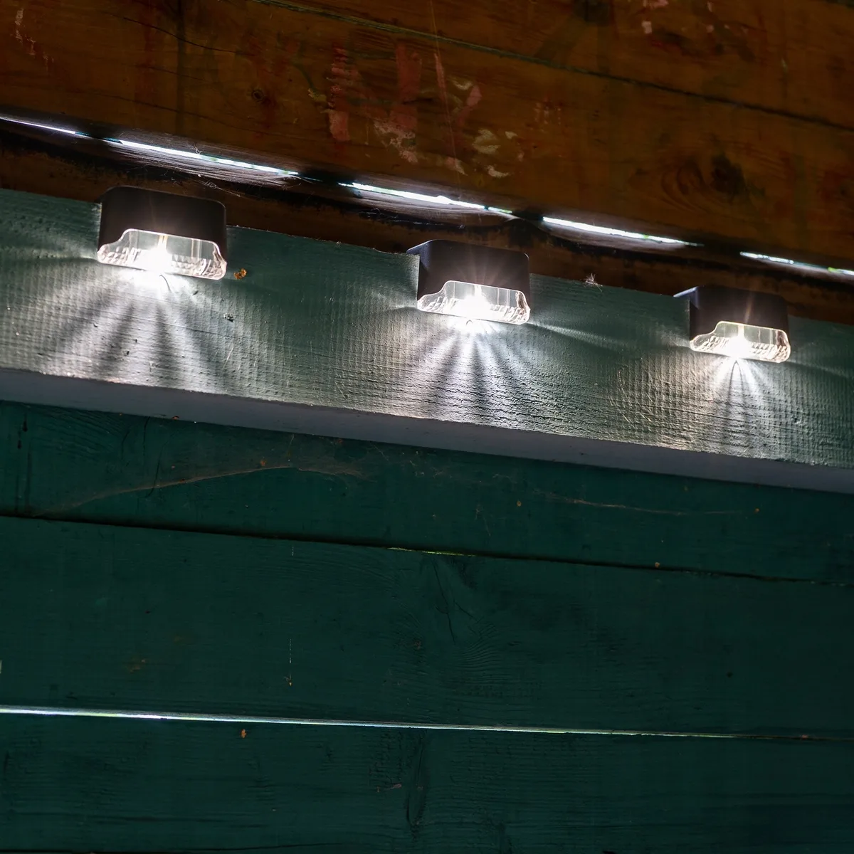 Сонячні LED світильники LumiLED 4 шт пластик чорний 7,8х4,5х4,2 см