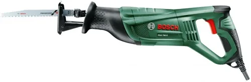 Електрична шабельна пила Bosch PSA 700E, 710 Вт, глибина пропилу 150 мм, хід 20 мм, вага 3 кг.