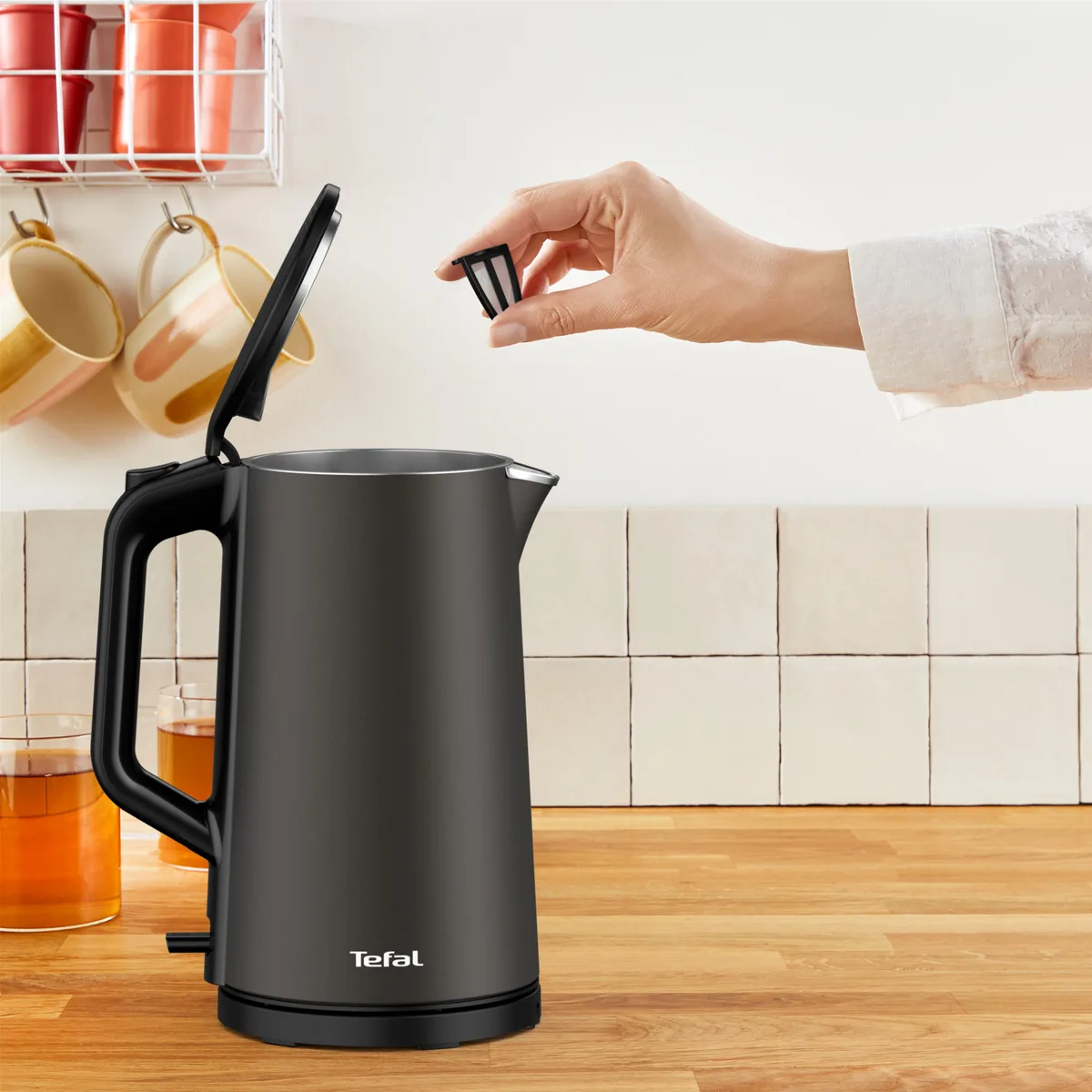 Электрочайник Tefal Нержавеющая сталь 1,5 л Серый матовый