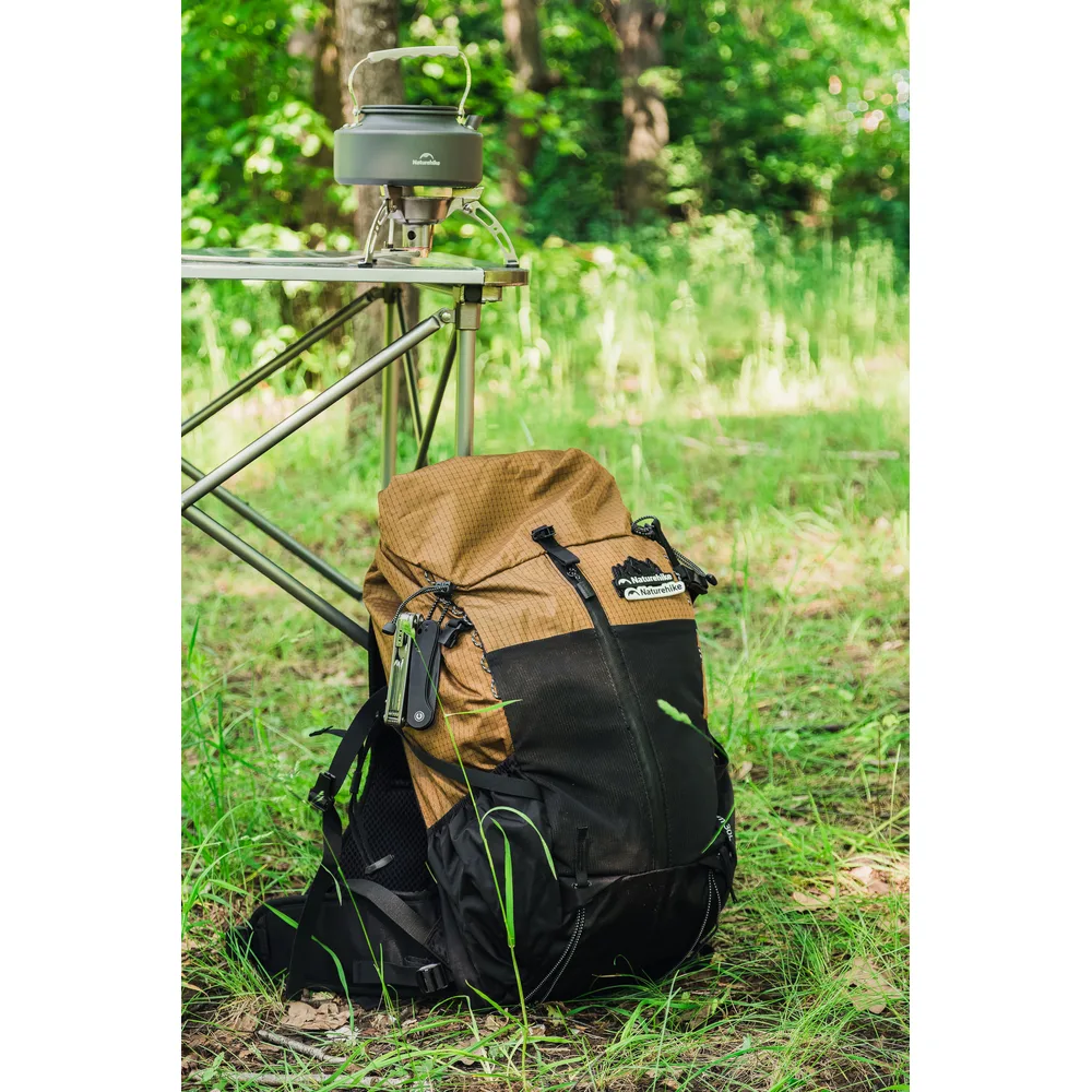 Рюкзак туристичний Naturehike поліестер 30+5 л коричневий