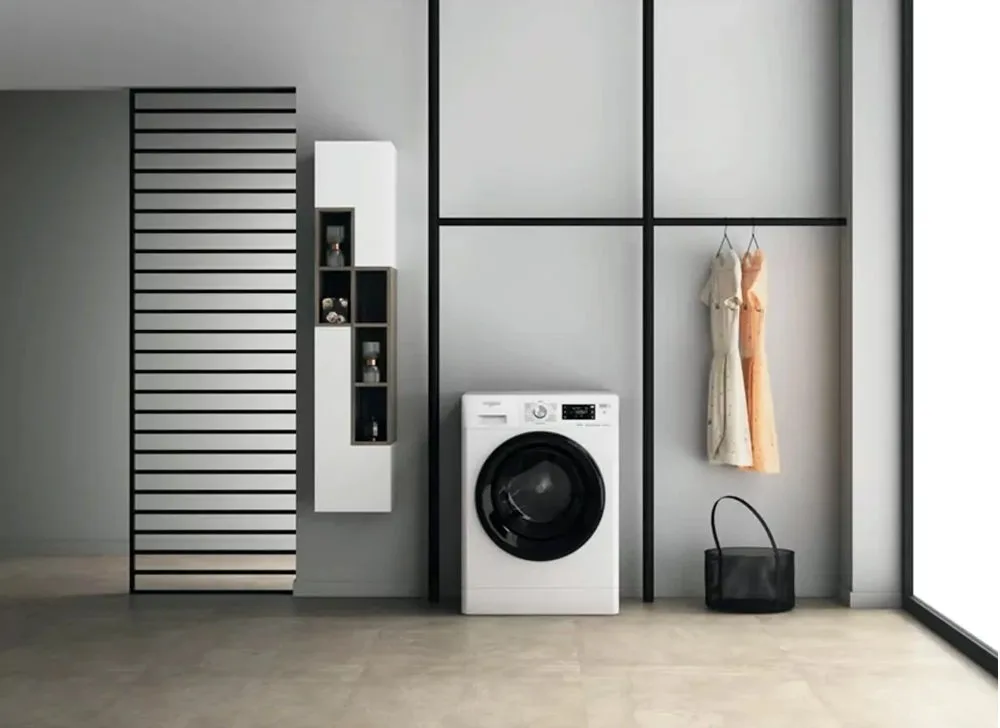 Стирально-сушильный аппарат Whirlpool фронтальной загрузки, 9(7)кг, 1600 об/мин, класс энергоэффективности A+, 60 см, с дисплеем, функцией пара, инверторным двигателем, белый