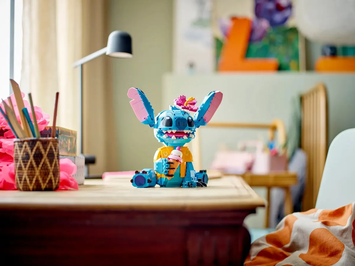 Конструктор LEGO Disney 9+ різнокольоровий Стіч