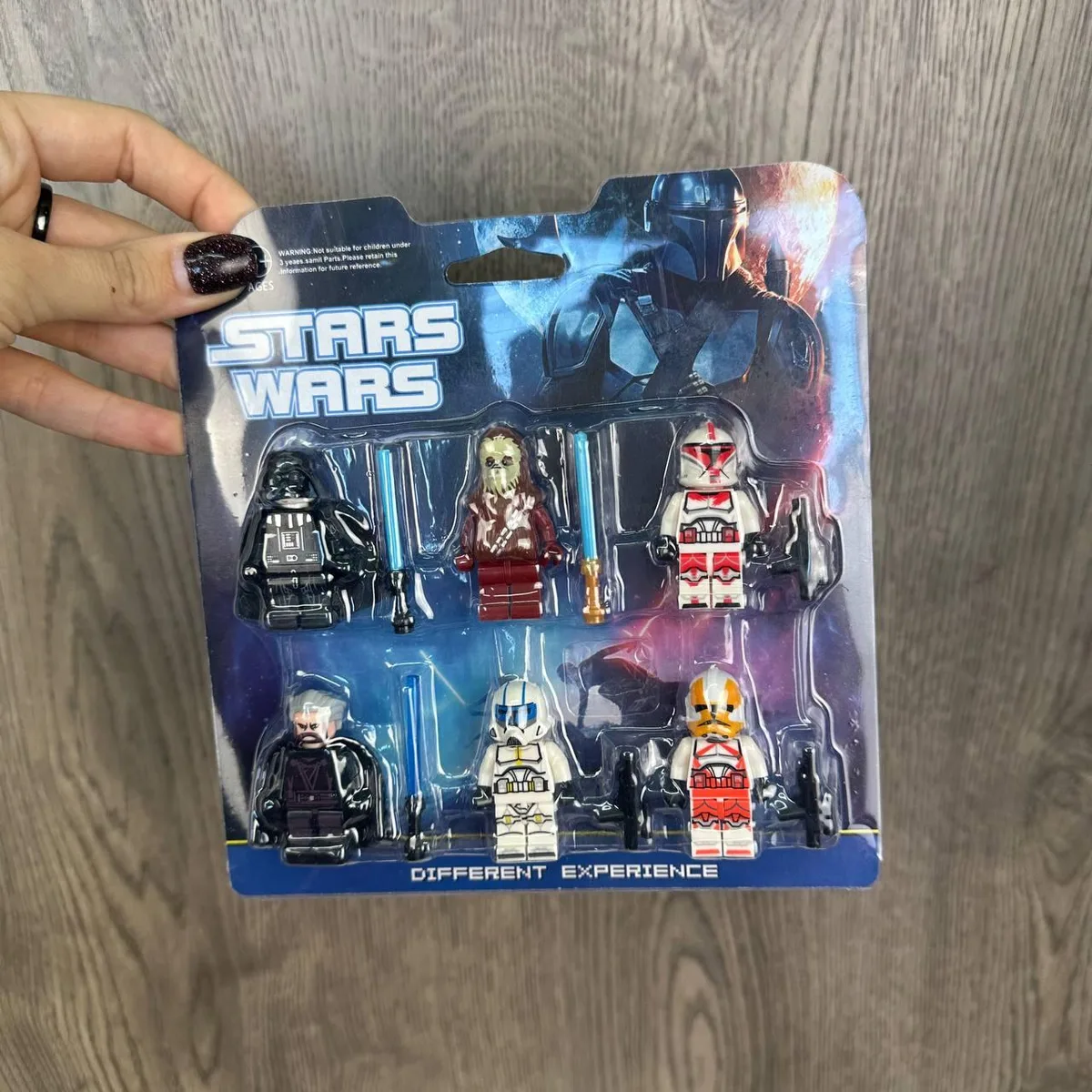 Фигурки LEGO Minecraft с оружием 6 фигурок пластик 18х17,2 см разные цвета
