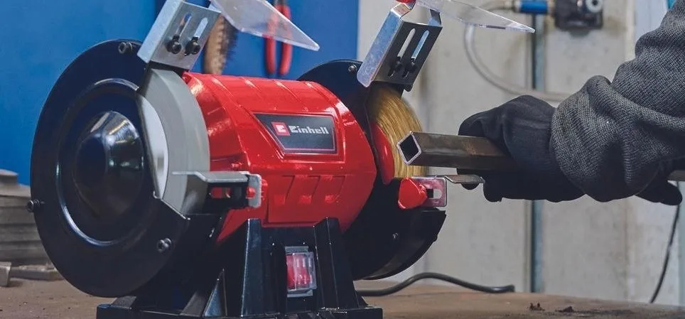 Дискова щітка Einhell TC-BG 150B, діаметр 150 мм, вага 0.4 кг.