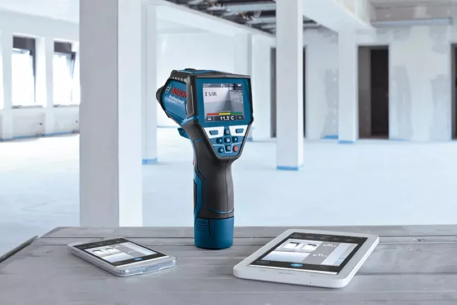 Термодетектор Bosch аккумуляторный для измерения температуры и влажности с Bluetooth IP54