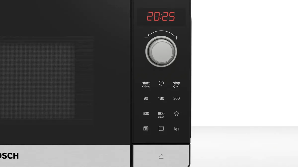 Мікрохвильова піч Bosch, 20 л, електронне управління, 800 Вт, гриль, дисплей, чорного кольору.