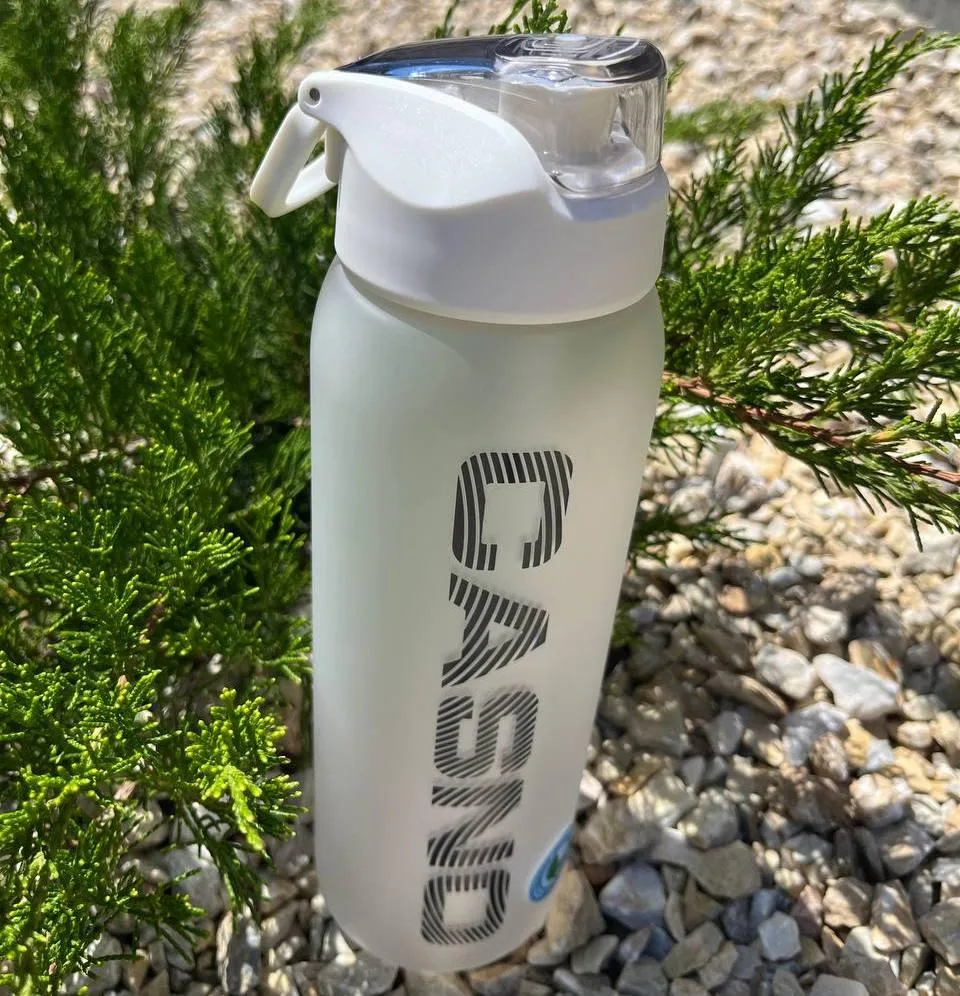 Пляшка для води Casno пластикова 800 мл біла