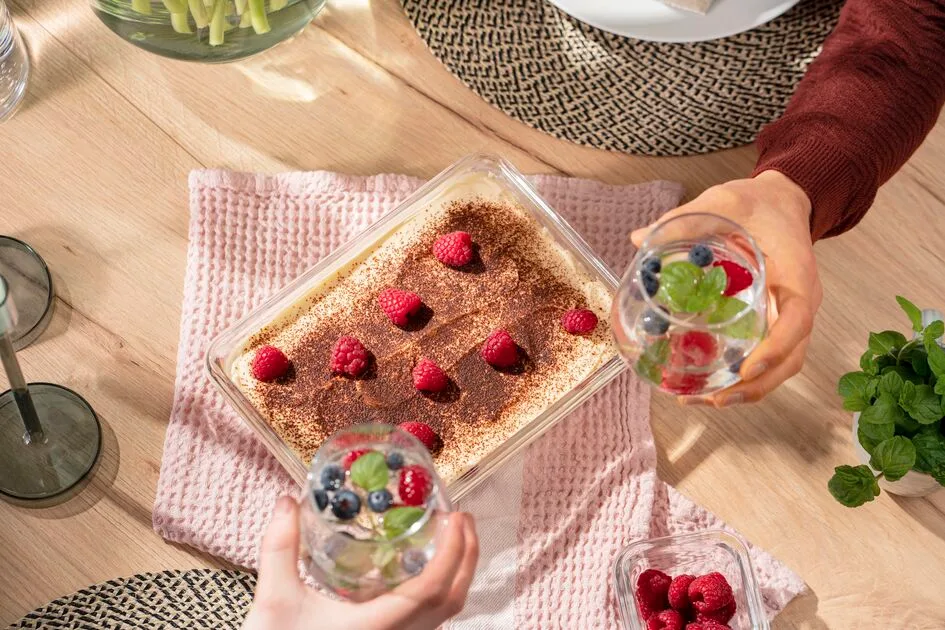 Універсальна форма з кришкою TEFAL MasterSeal glass, об'ємом 2.0 л, зі скла.