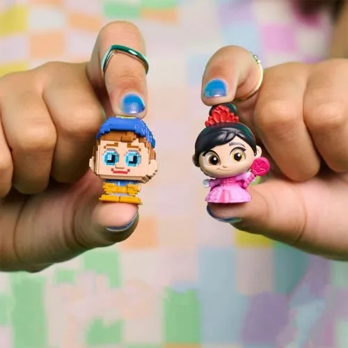 Игровой набор Disney Doorables Большой пиксельный домик для детей 5 лет.