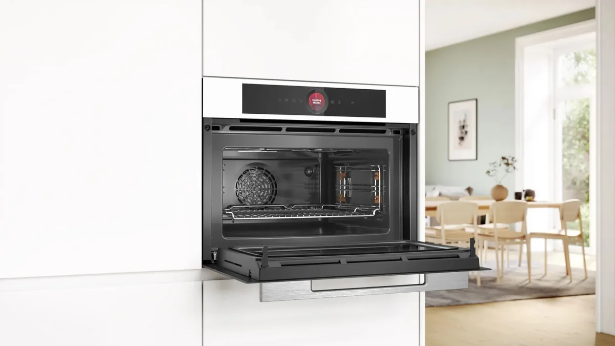 Електрична компактна духова шафа Bosch, 45л, клас енергоспоживання A, з дисплеєм, конвекційним приготуванням та функцією мікрохвил