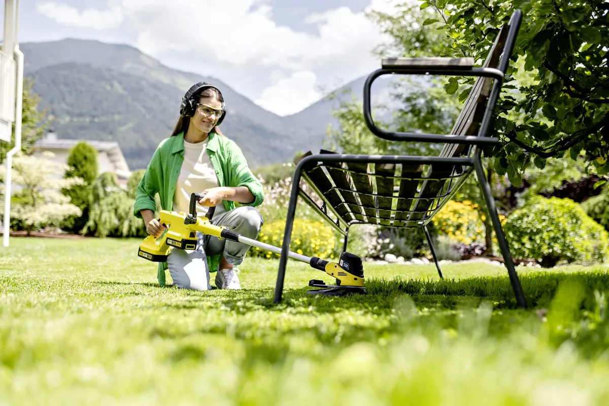 Тример акумуляторний Karcher 30 см жовтий електричний 36В 8000 об/хв