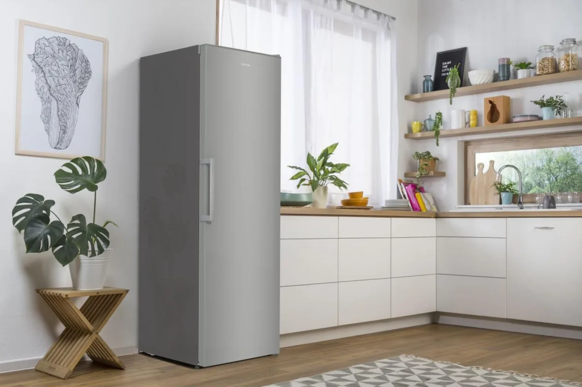 Холодильная камера Gorenje, 186 см, 60 см, 66 см, объем 398 л, класс энергопотребления А++, электронное управление, зона свежести, серый цвет