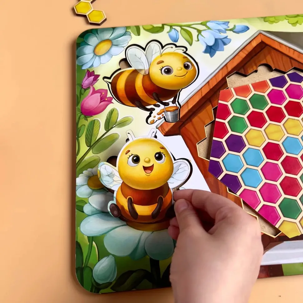 Дерев'яний пазл-вкладка Ubumblebees 30х30 см різнокольоровий