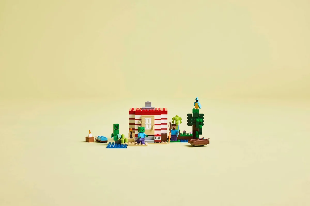 Конструктор LEGO Minecraft Будинок з вибухівки Пластик Різнокольоровий