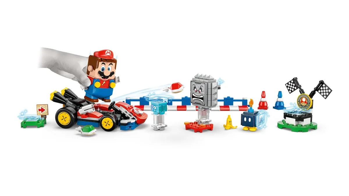 Конструктор LEGO Super Mario Mario Kart – Interactive LEGO® Mario та Standard Kart