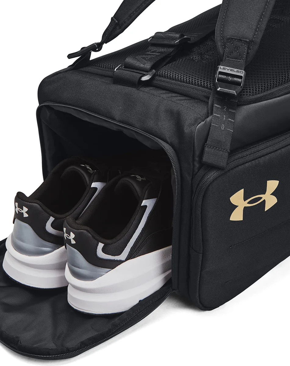 Сумка Under Armour 100% поліестер 55x40x28 см чорна унісекс 40L