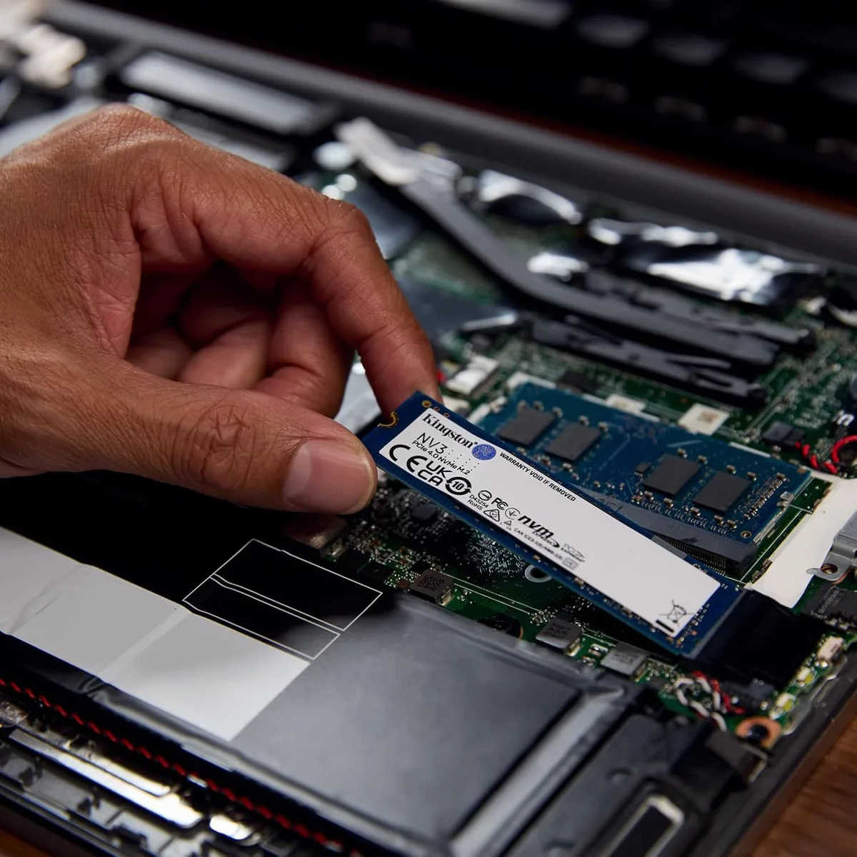Накопичувач SSD Kingston M.2 4TB PCIe 4.0 NV3