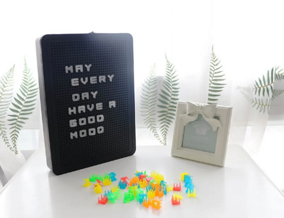 Лайтбокс нічник пластик A4 чорний 200 букв і цифр USB LED