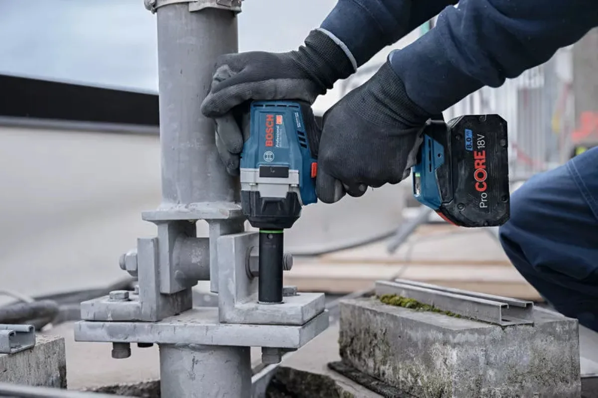 Гайковерт ударний акумуляторний Bosch Professional 18В 750Нм для гвинтів і гайок M12-M22 електричний інструмент