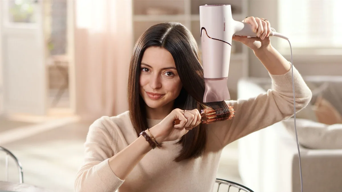 Фен Philips 2300 Вт звичайний 2 швидкості 3 температури рожевий білий