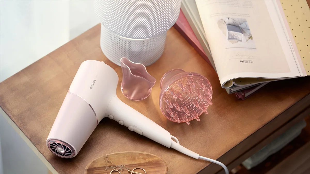 Фен Philips 2300 Вт звичайний 2 швидкості 3 температури рожевий білий