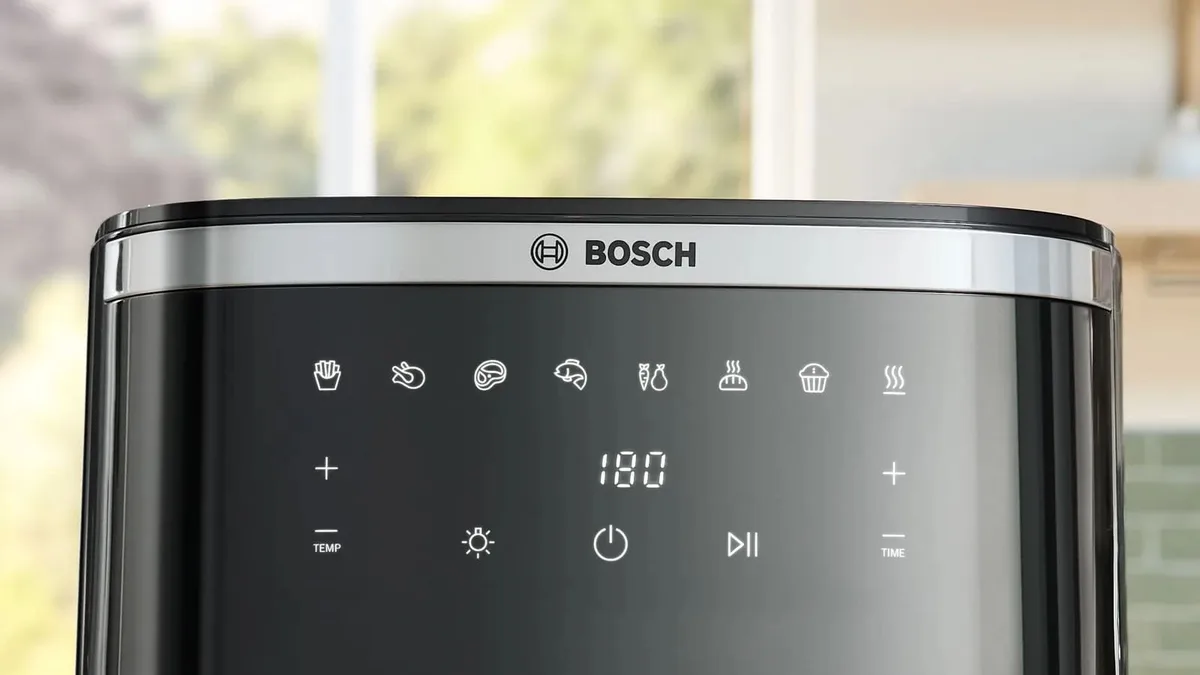 Мультифункціональна піч Bosch, 1800Вт, чаша об'ємом 7.2л, сенсорне управління, 8 автоматичних програм, пластиковий корпус, чорного