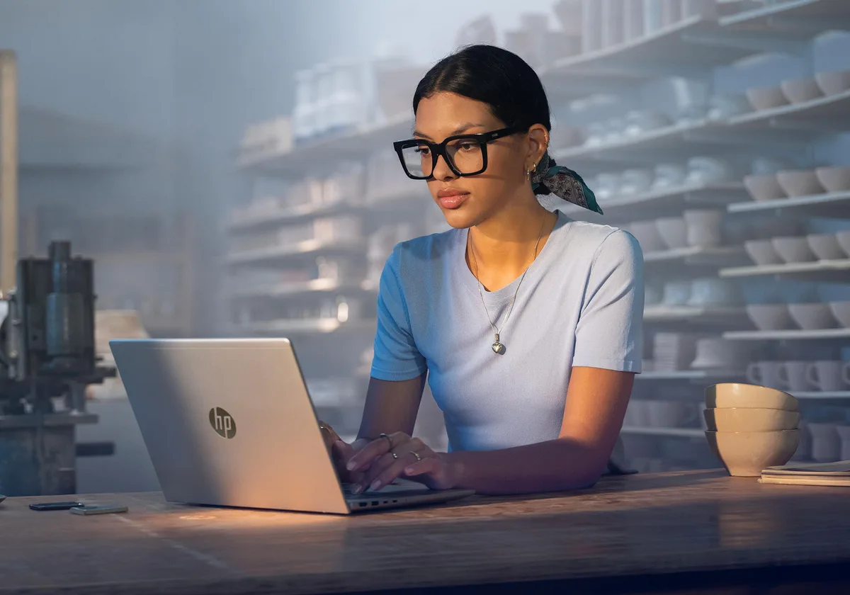 Ноутбук HP Probook 4-G1a 16" WUXGA IPS, AMD R5-230, 16GB, F1TB, UMA, Win11P, сріблястий