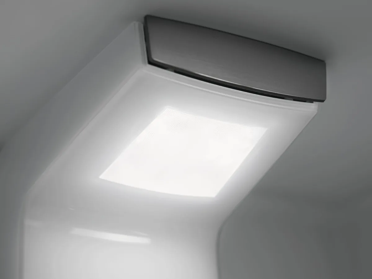 Вбудований холодильник Electrolux з нижнім морозильником, 188.4x55x55 см, об'єм холодильної камери - 213 л, морозильної - 60 л, 2