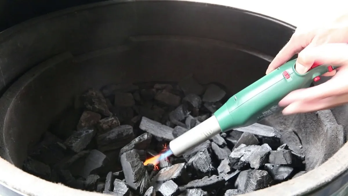 Газовый фен Big Green Egg для розжига угля черный