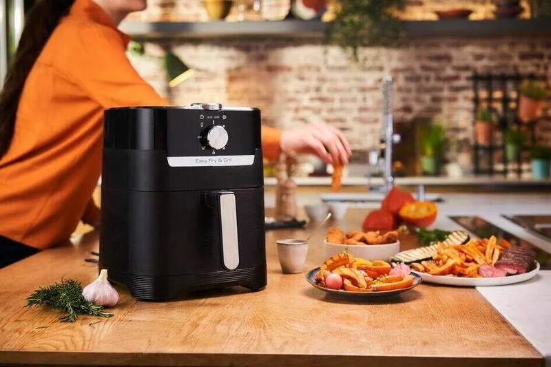 Мультипіч Tefal пластик 4,2 л чорна 1550 Вт