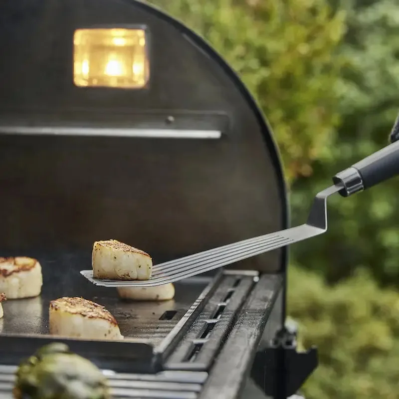 Гнучка лопатка Weber нержавіюча сталь 39,5х9,7 см чорна