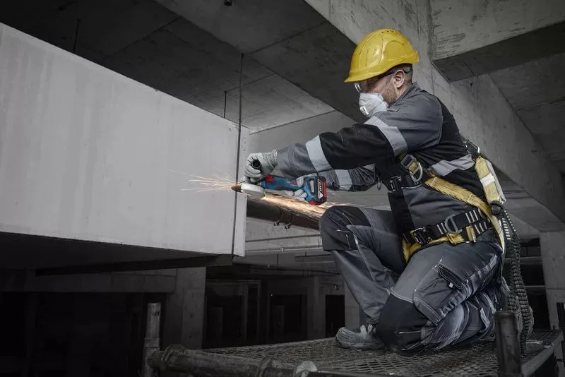 Шліфмашина кутова акумуляторна Bosch 125мм 18В 1.6кг для шліфування різання металу та плитки