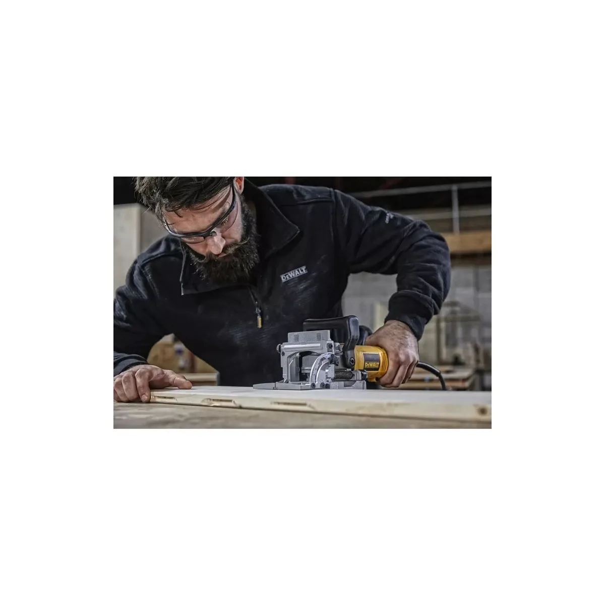 Фрезер ламельный DeWalt 600Вт 10000об/мин 100мм для столярки и мебели легкий фрезер 3кг