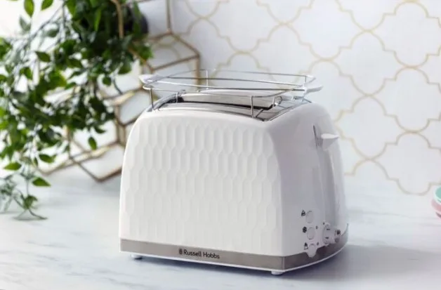 Тостер Russell Hobbs пластик 19,6х26,8х18,5 см Білий