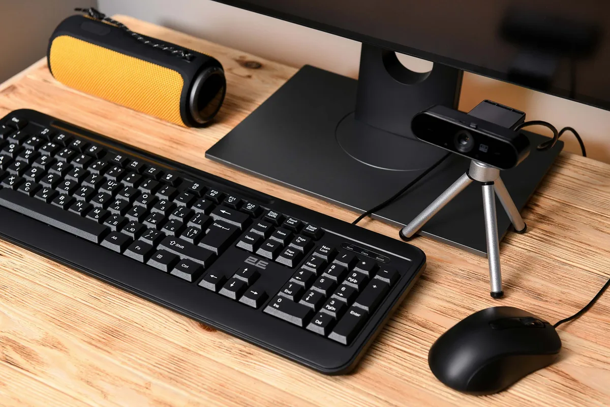 Клавіатура мембранна 2E KM1040 104key, USB-A, EN/UK, чорний