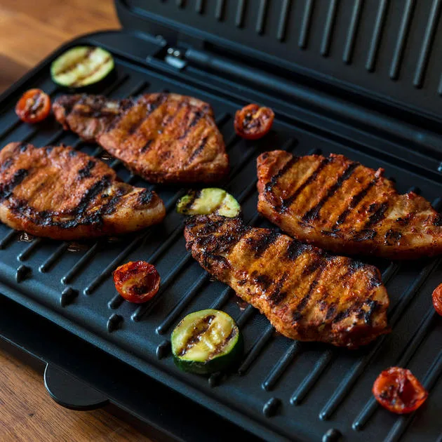 Гриль George Foreman прижимной Fit Grill XL 2400Вт, с одной температурной настройкой, пластиковый корпус, черного цвета