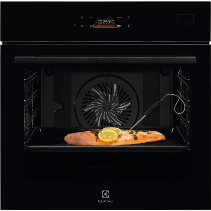 Електрична духова шафа Electrolux, 70 л, клас енергоспоживання А++, функція пара, конвекція, дисплей, режим пароварки, чорний.