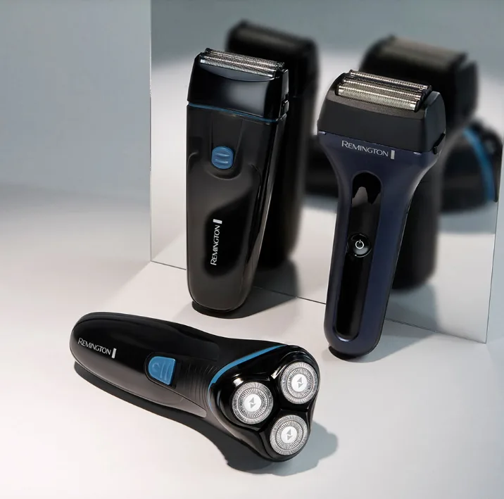 Електробритва Remington роторна для чоловіків чорна 3 головки USB-C 30 хвилин автономної роботи