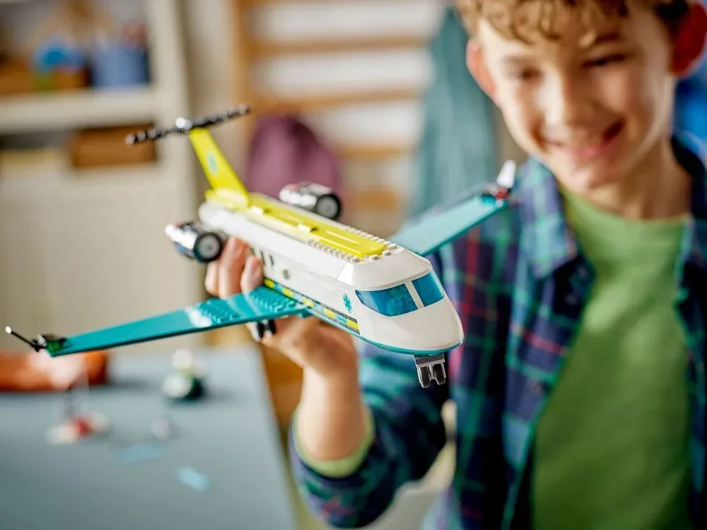 Конструктор LEGO City самолет 403 деталей разноцветный