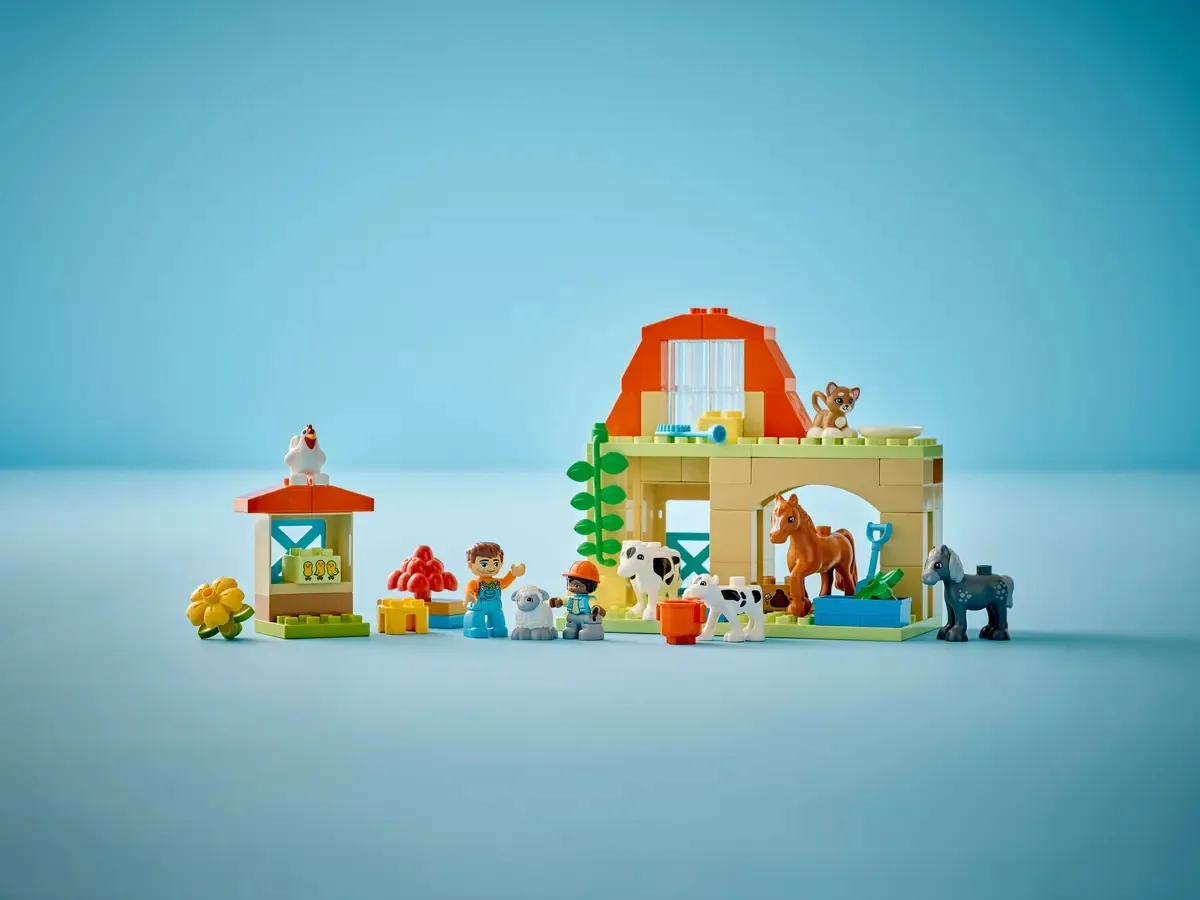 Конструктор LEGO DUPLO Уход за животными на ферме пластик 8 фигурок для детей от 2 лет