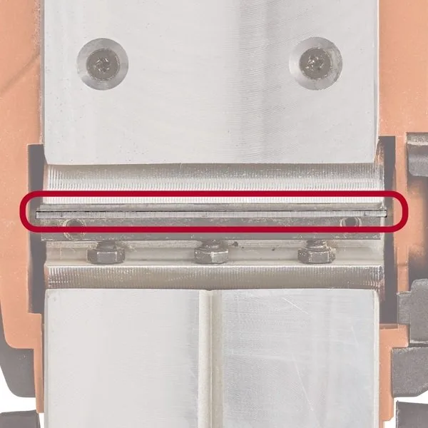 Аккумуляторный рубанок Einhell TE-PL 18/82LI-Solo PXC 18В 82мм, строгание до 2мм, 24кг, без батареи и зарядного устройства