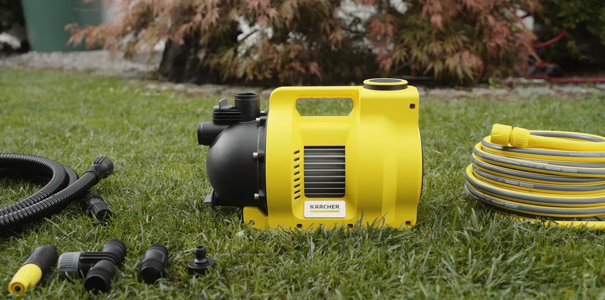 Садовий насос Karcher BP 4.500 Garden 550 Вт, продуктивність 4.5 м3/год, висота підйому 36 м, максимальна глибина 8 м, вага 6.6 кг