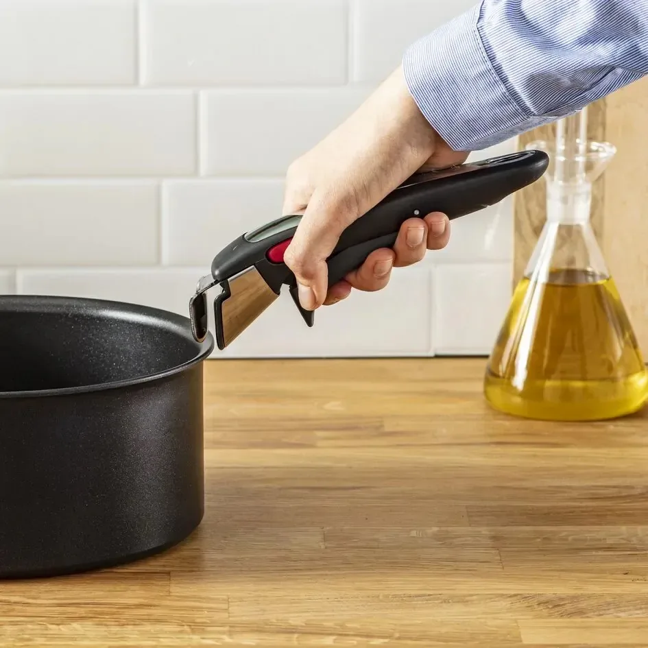 Знімна ручка Tefal Ingenio, з бакеліту, чорного кольору.