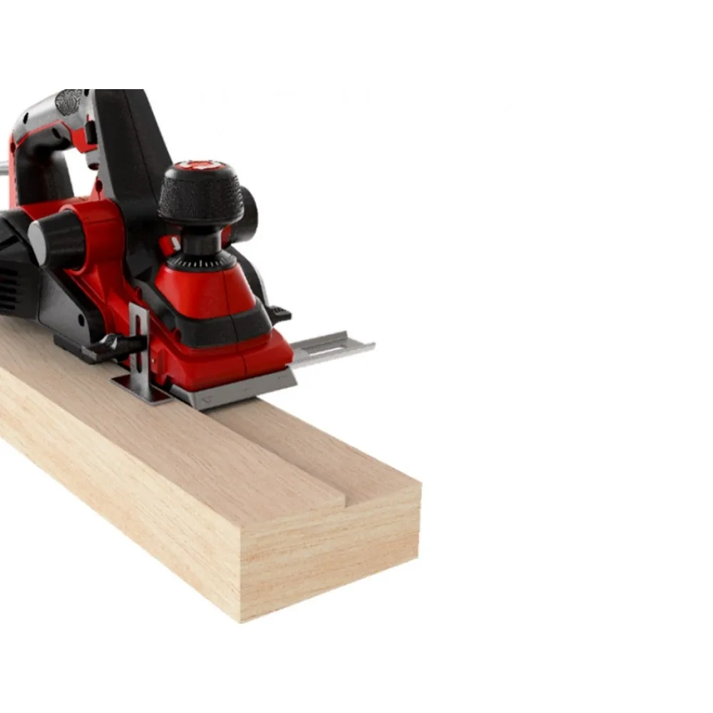 Рубанок Einhell TE-PL 920, 900 Вт, ширина стругання 82 мм, глибина стругання 3.5 мм, вага 3.25 кг.