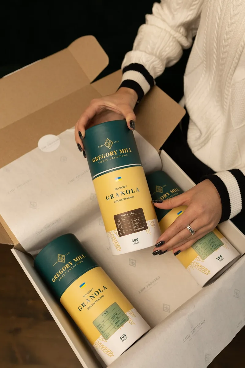 Подарунковий набір граноли Nuts Trio, Pistachio&Mint & Chocolate Coconut