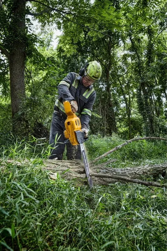 Акумуляторна ланцюгова пила DeWalt 54В XR FLEXVOLT з шиною 50 см OREGON 3/8 1.3 мм, вага 5.7 кг, без батареї та зарядного пристрою