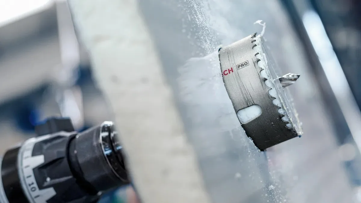 Набір коронок Bosch Professional Multi Material Power Change Plus 68 мм (3 шт.) для різних матеріалів.