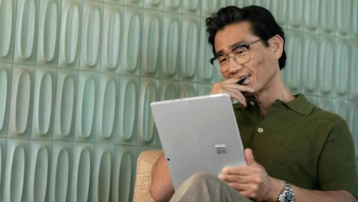 Планшет Microsoft Surface Pro 10 13” PS Touch, Intel U7-165H, 16GB, F1TB, UMA, W11P, платиновий